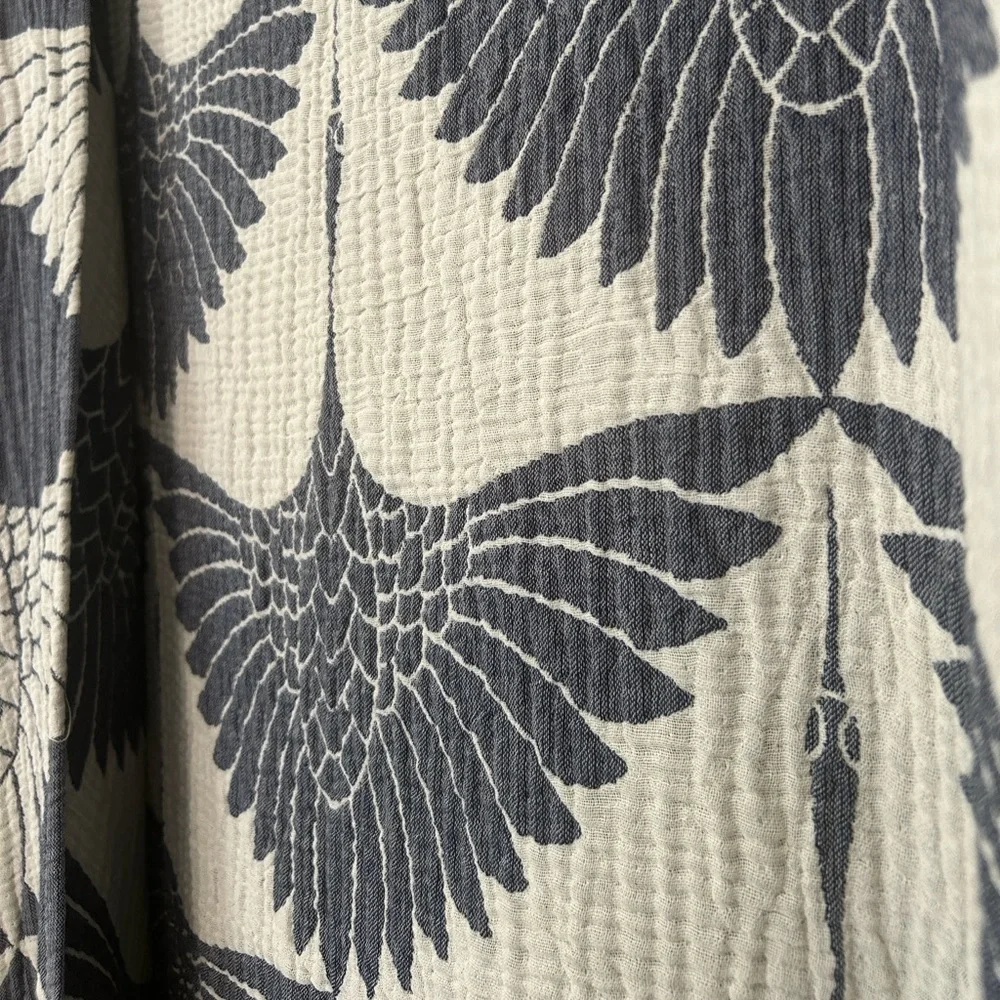 Flock Birds in Flight Cranes Throw Blanket 55x77 Luxury 100% Turkish Cotton NAVY - Picture 11 of 16